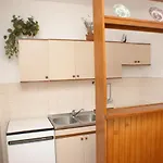 Apartments By The Sea Simuni, Pag - 236 شقة *