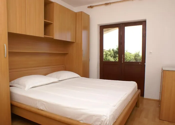 By The Sea Simuni, Pag - 236