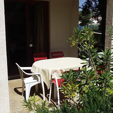 Apartments By The Sea Simuni, Pag - 236 * كولان